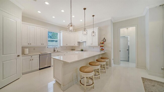 Building Photo - 1111 Mallorca Dr