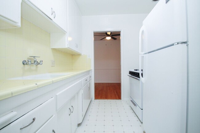 Interior Photo - 1033 S. Holt Ave.