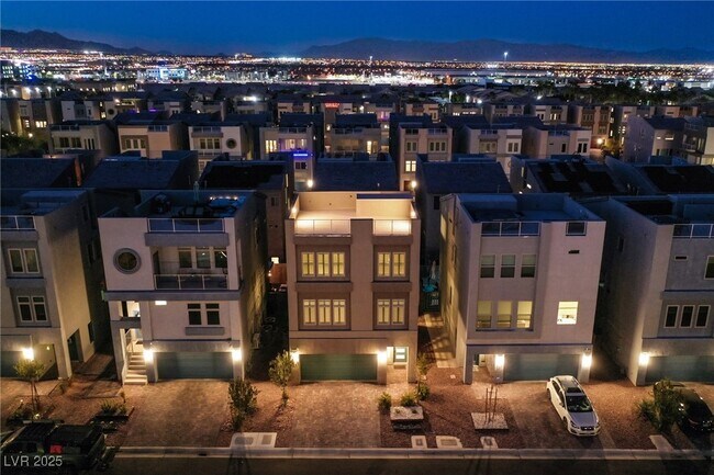 Building Photo - 8040 Haywood Estate Ave