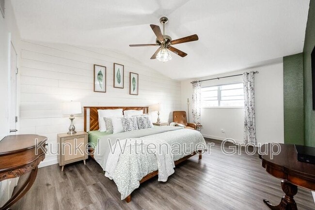 Building Photo - 1109 Danzig Dr