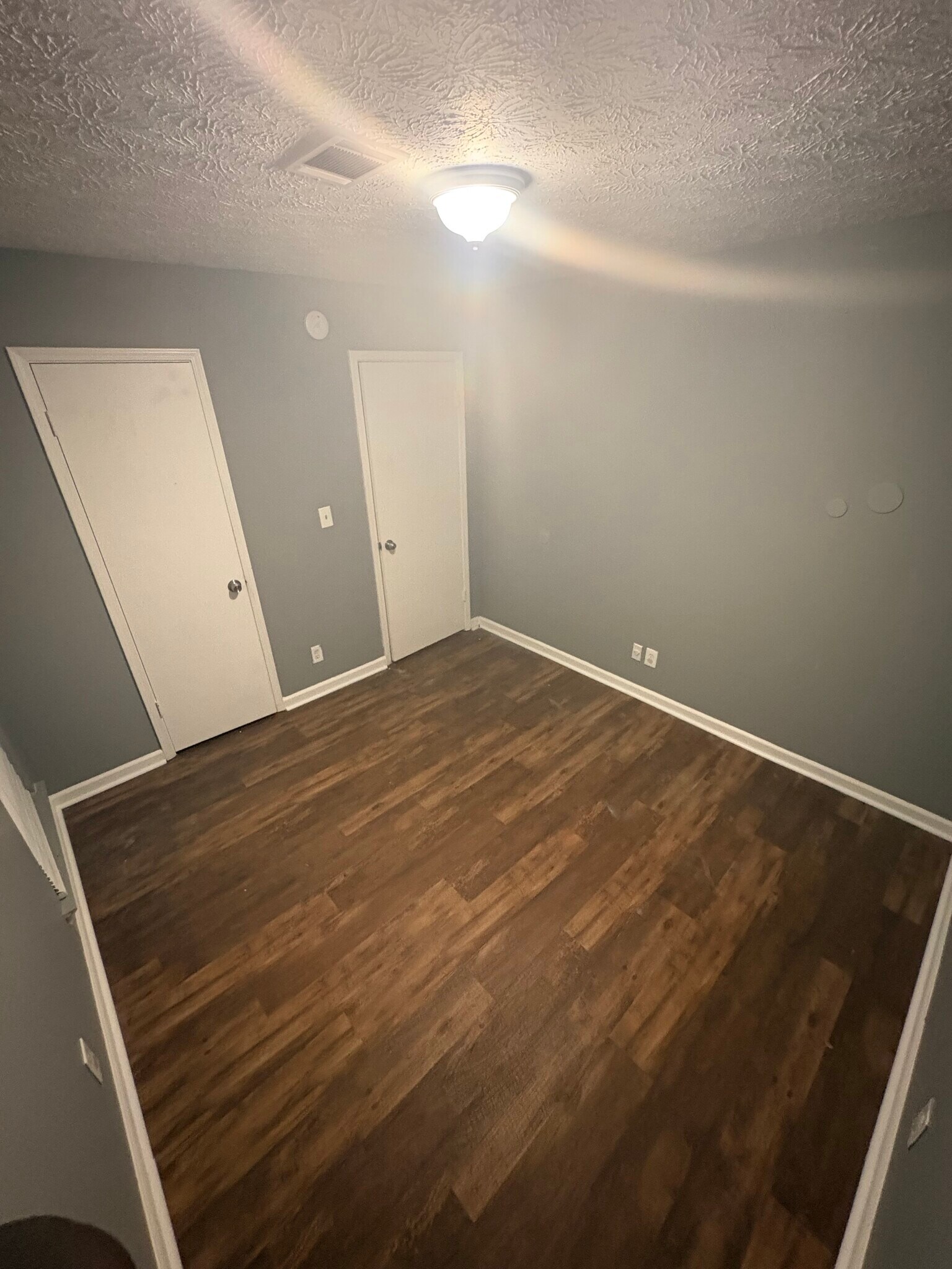 Building Photo - 3637 Castle Ridge Rd