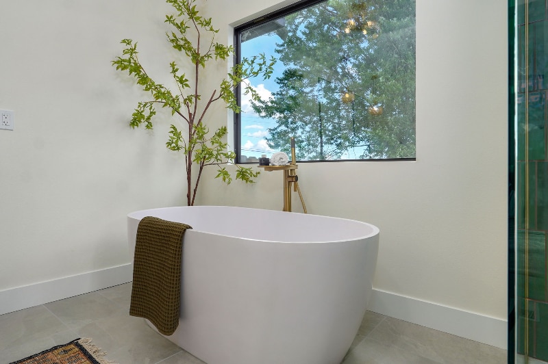 Building Photo - 5021 S Farm Rd 137