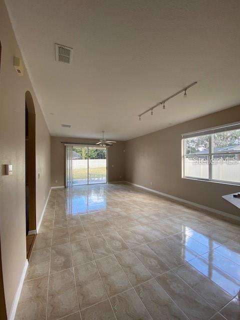 Building Photo - 4905 Alavista Dr