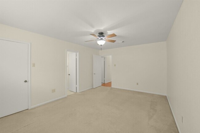 Building Photo - 7818 Kleingreen Ln