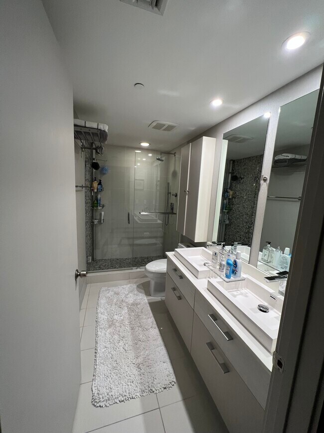 master bathroom - 45 SW 9th St