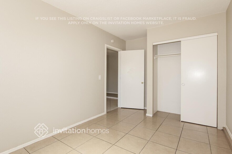 Building Photo - 12303 N 85th Ln