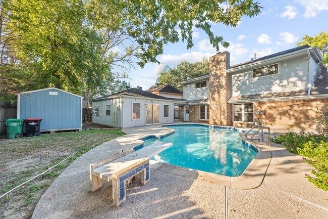 Building Photo - 1363 Westgreen Blvd