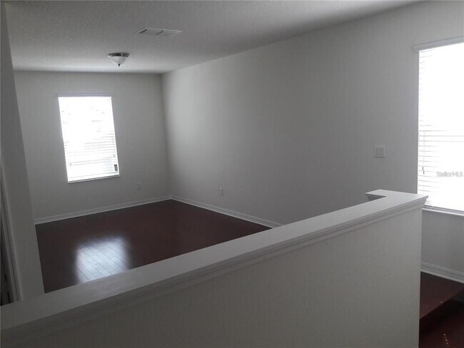 Building Photo - 3202 Turret Dr