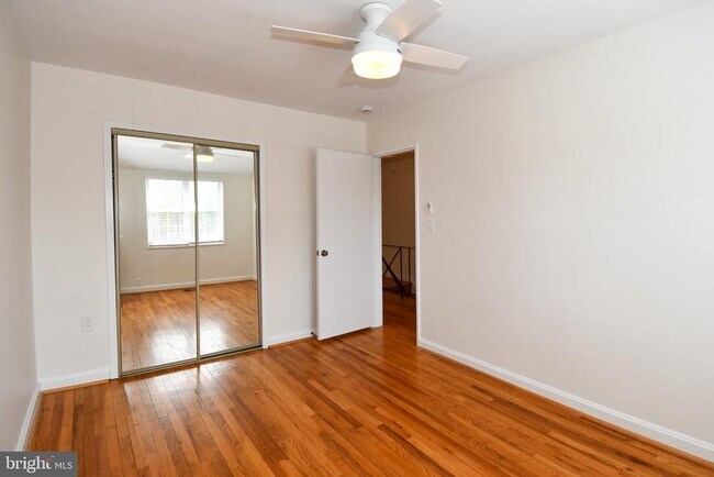 Building Photo - 3737 Ingalls Ave