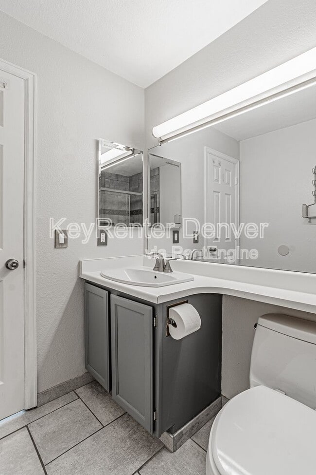 Building Photo - 12505 E Tennessee Cir
