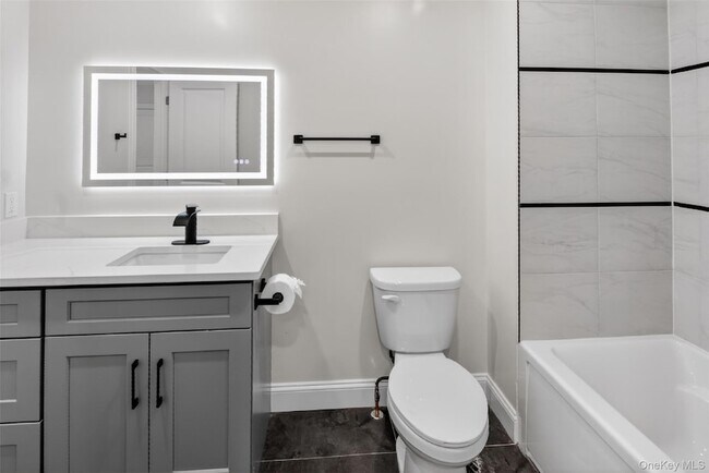 Building Photo - 60 Manor Pl