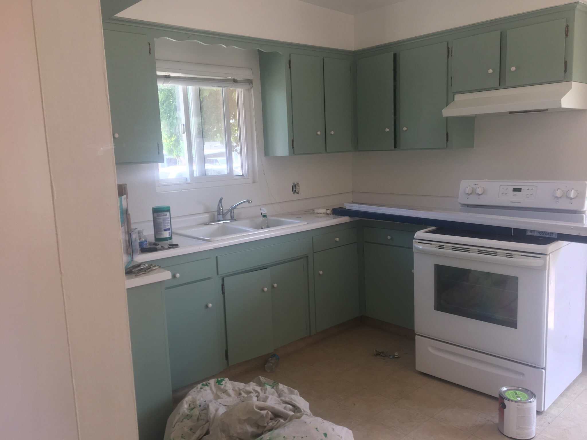 Kitchen - 1935 Pine St