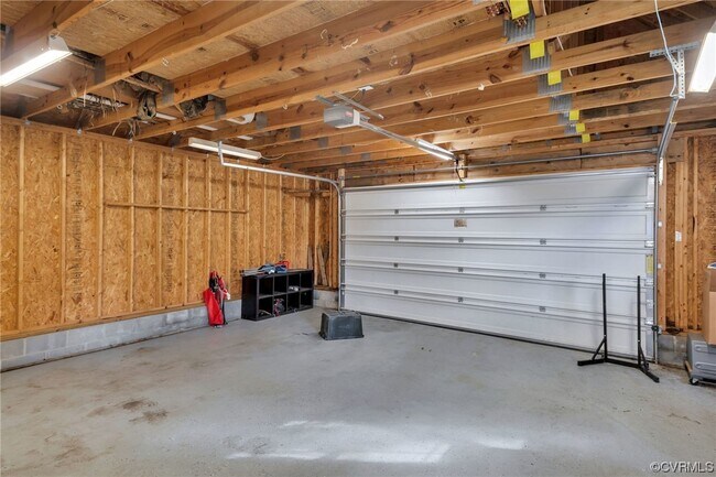 Building Photo - 4703 Park Ave