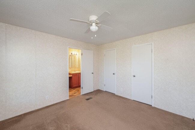 Building Photo - 2295 Bermuda Ln
