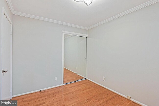 Building Photo - 11200 Beaver Trail Ct