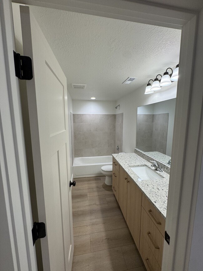 Building Photo - 129 S 940 E