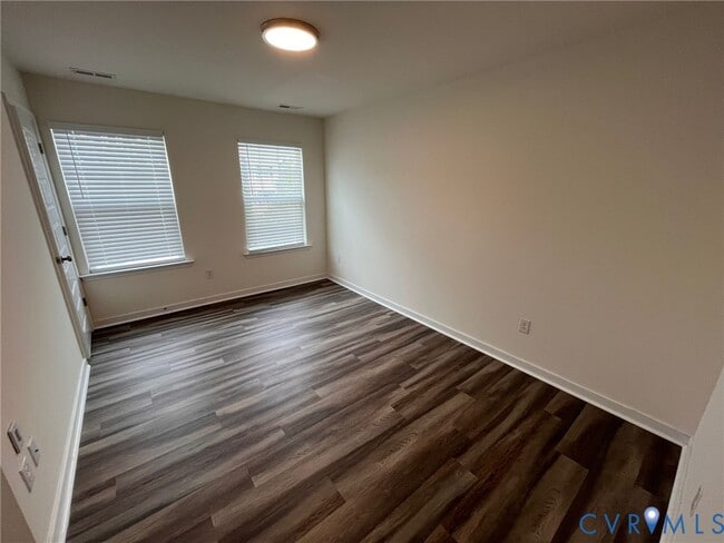 Building Photo - 3031 Farmstead Mill Dr