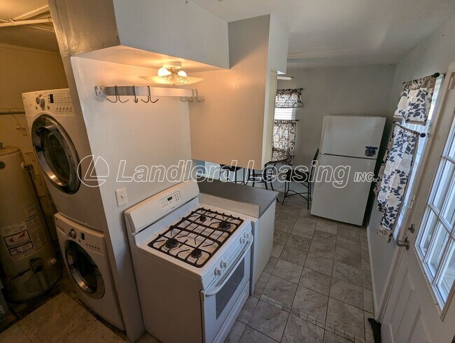 Building Photo - Updated 3 Bedroom Ranch in Homewood