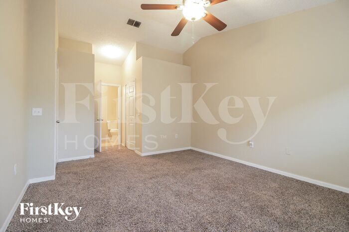 Building Photo - 7439 Little Pond Ct