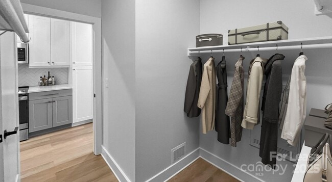 Building Photo - 4312 Yancey Rd