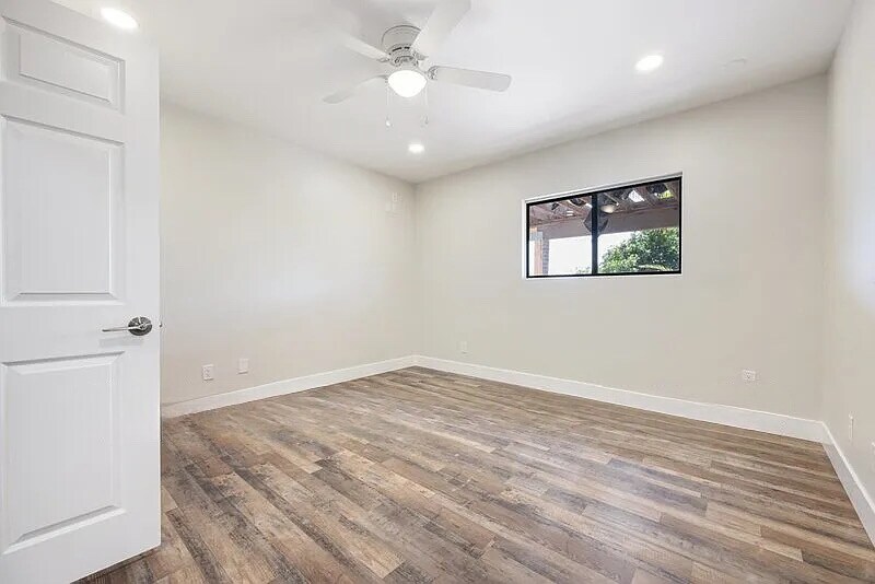 Building Photo - 25147 Jack Rabbit Acres