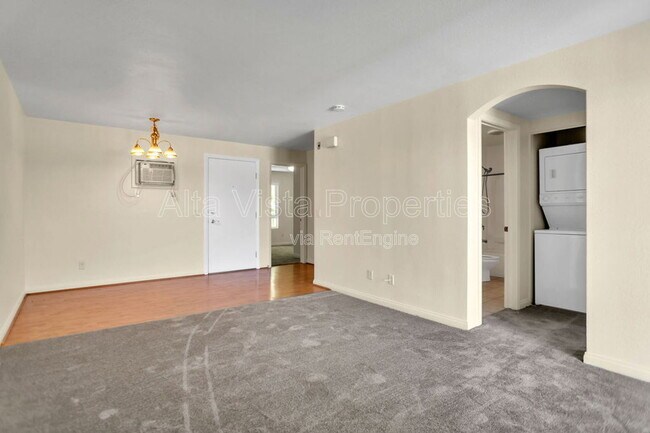 Building Photo - 5252 Orange Ave