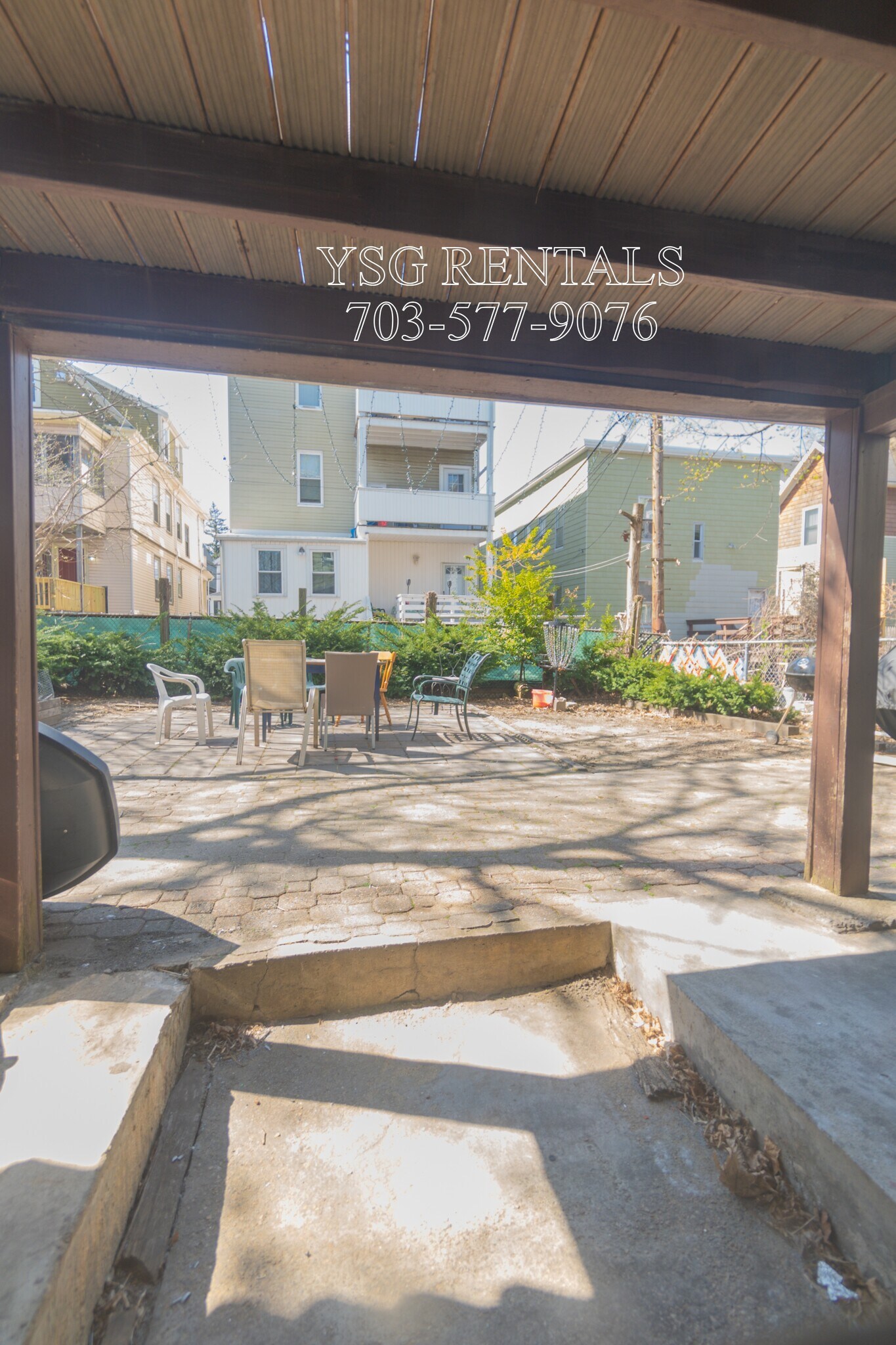 Building Photo - 364 Highland Ave