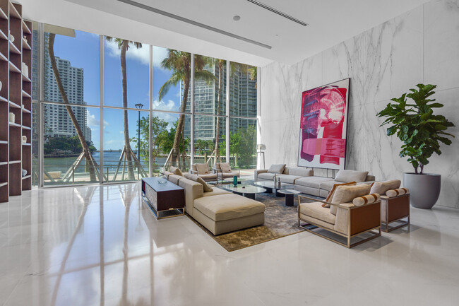 Building Photo - 300 Biscayne Blvd Way