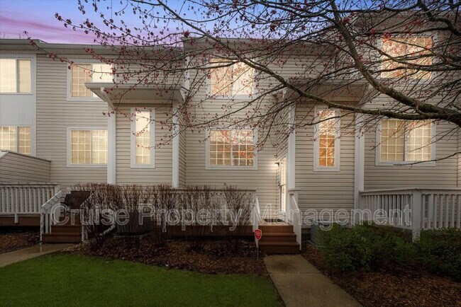 Building Photo - 61 S Treehouse Ln