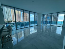 Building Photo - 400 Sunny Isles Blvd