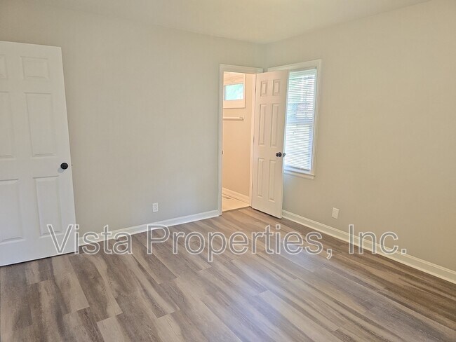 Building Photo - 8802 Malvern Hill Rd