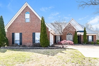 Building Photo - 4449 Jessica Dr