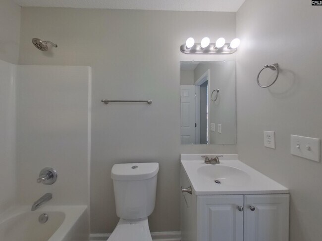 Building Photo - 208 Denby Cir