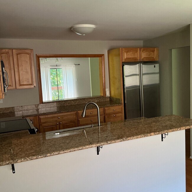 Building Photo - 8946 Skyrock Ct