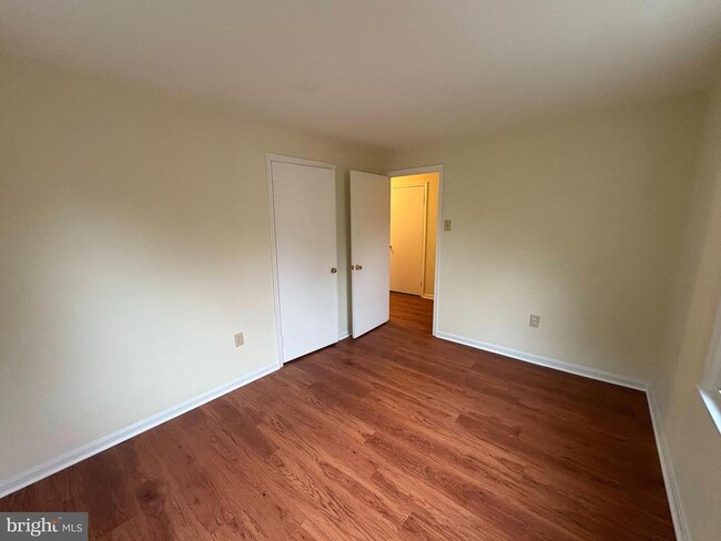 Building Photo - 4513 Squiredale Square