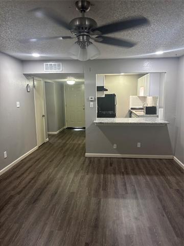 Building Photo - 6012 Westridge Ln