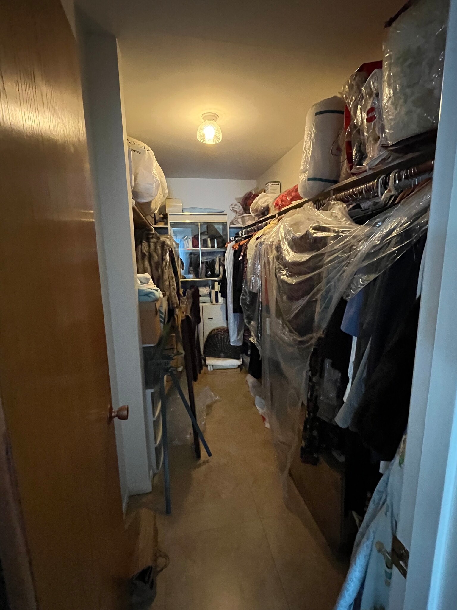 Building Photo - 140 N Mission Dr