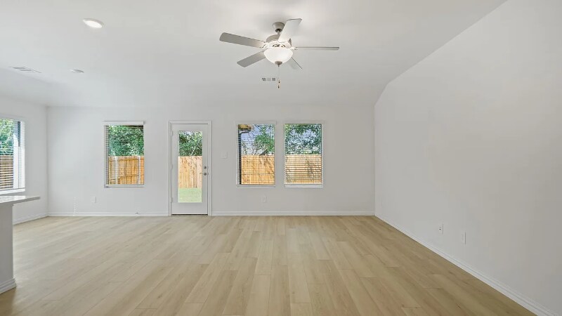 Building Photo - 509 Tidal Dr