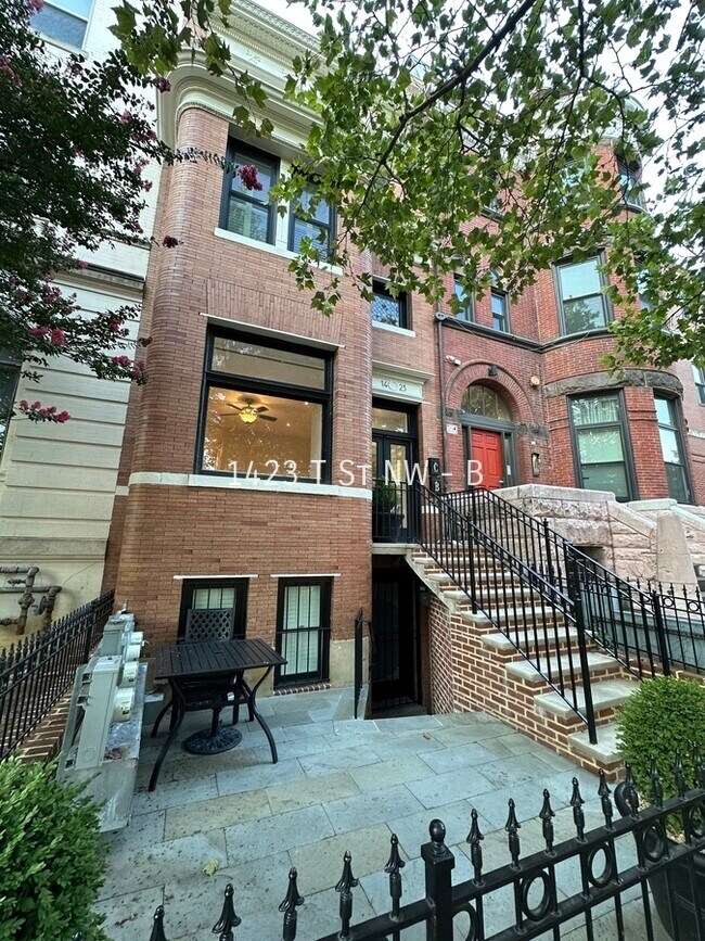 Building Photo - 1423 T St NW