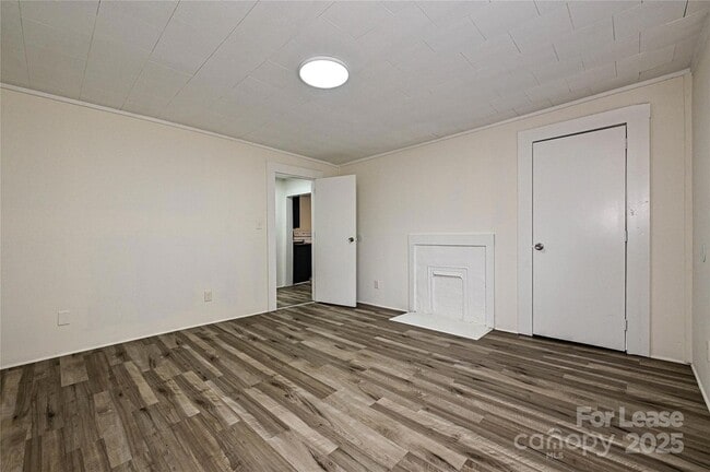 Building Photo - 3619 Little Mountain Rd