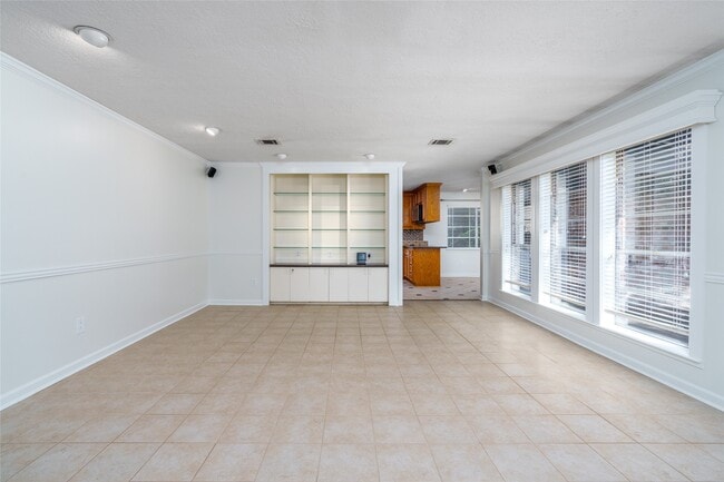 Building Photo - 11602 Jaycreek Dr