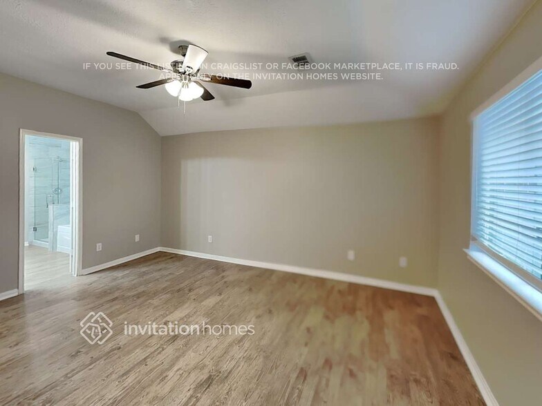 Building Photo - 18115 Water Mill Dr