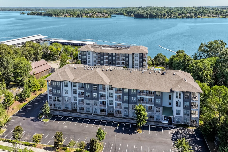 Primary Photo - The Residence at Old Hickory Lake