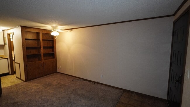 Building Photo - 35 Apple Run Ln