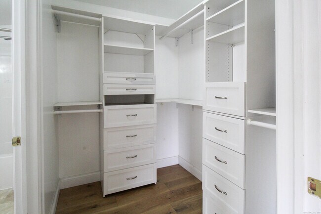 Building Photo - 41 Wolcott St