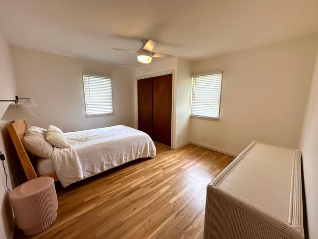 Building Photo - 2 Bedroom Home in Lincoln Park