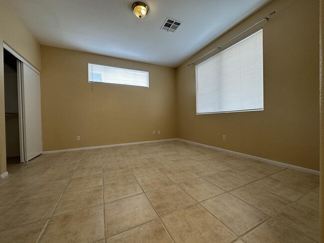 Building Photo - 8701 Emsdale Ct