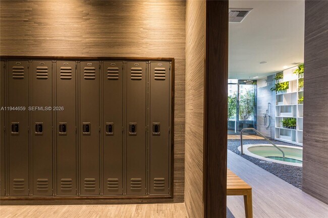 Building Photo - 55 SW 9th St