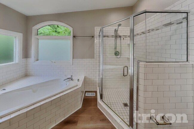 Building Photo - 2309 Pastille Ln