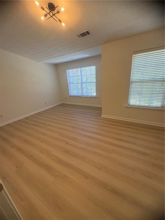 Building Photo - 3880 Grovemont Pl